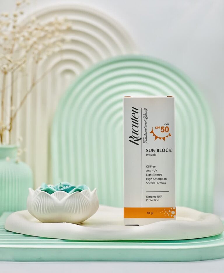 کرم ضد آفتاب SPF50 بی رنگ پوست چرب و مختلط راکوتن