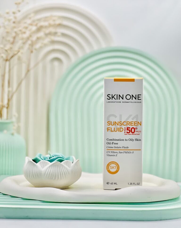 فلوئید ضد آفتاب SPF50 اسکین وان مناسب پوست‌ چرب