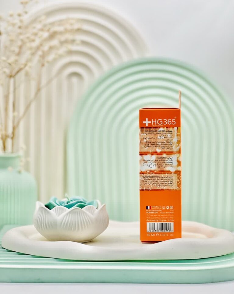 فلوئید ضد آفتاب روشن کننده SPF50 درماتییک