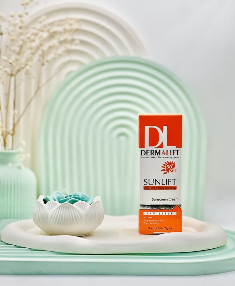 کرم ضد آفتاب SPF 50 پوست چرب درمالیفت 40 میلی لیتر