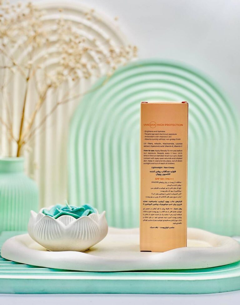 فلوئید ضدآفتاب ضدلک و روشن کننده SPF50 رویوال