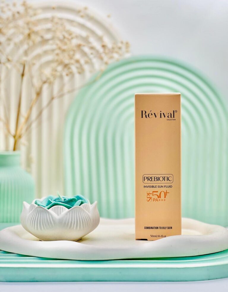 فلوئید ضدآفتاب spf+50 پوست چرب رویوال