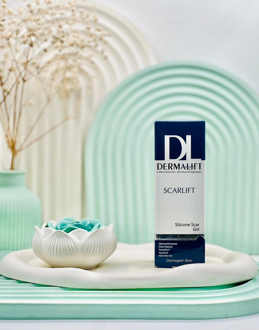 ژل پوست آسیب دیده اسکارلیفت درمالیفت 25 میل داروسازم دات کام ژل پوست آسیب دیده اسکارلیفت درمالیفت 25 میل