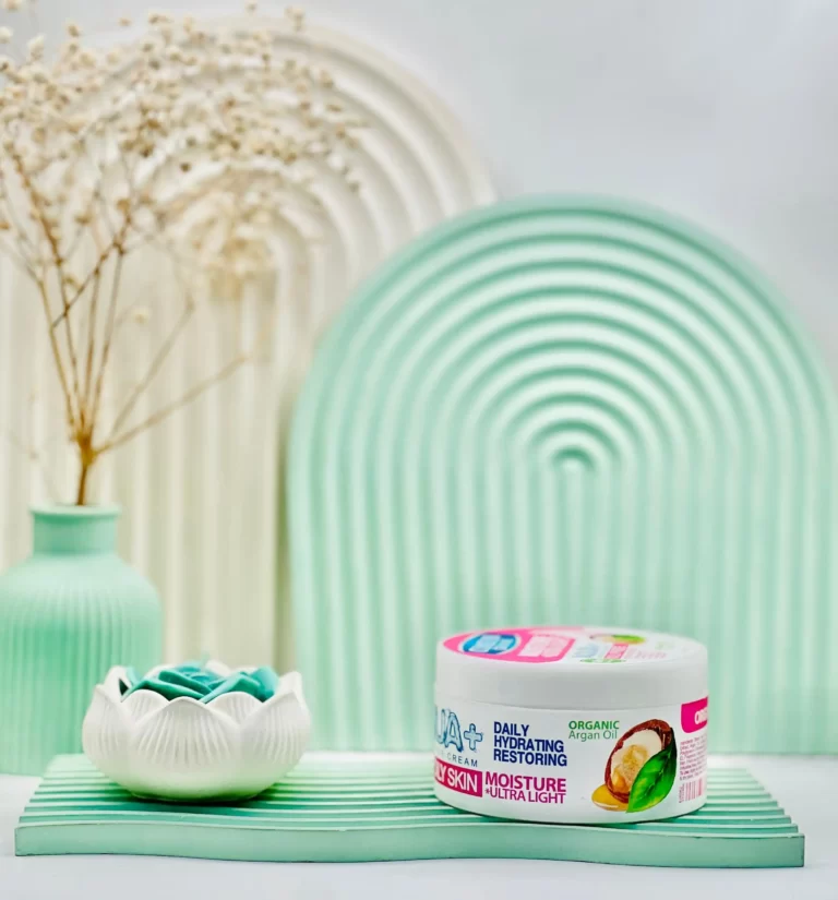 کرم مرطوب کننده روغن آرگان کامان مخصوص پوست چرب