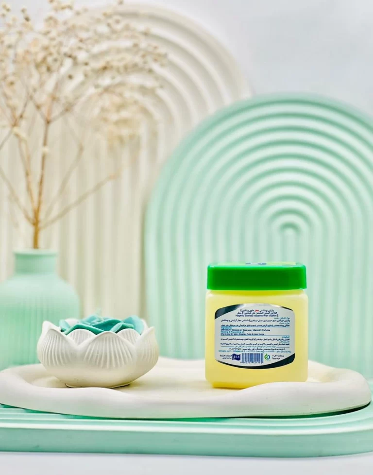 وازلین بهداشتی معطر جی حاوی ویتامین ای