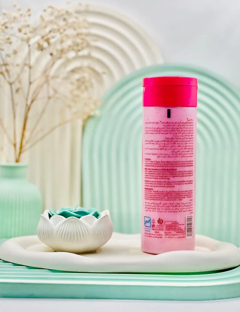 شامپو بدن کرمی شیر توت فرنگی شون 300 میلی لیتر