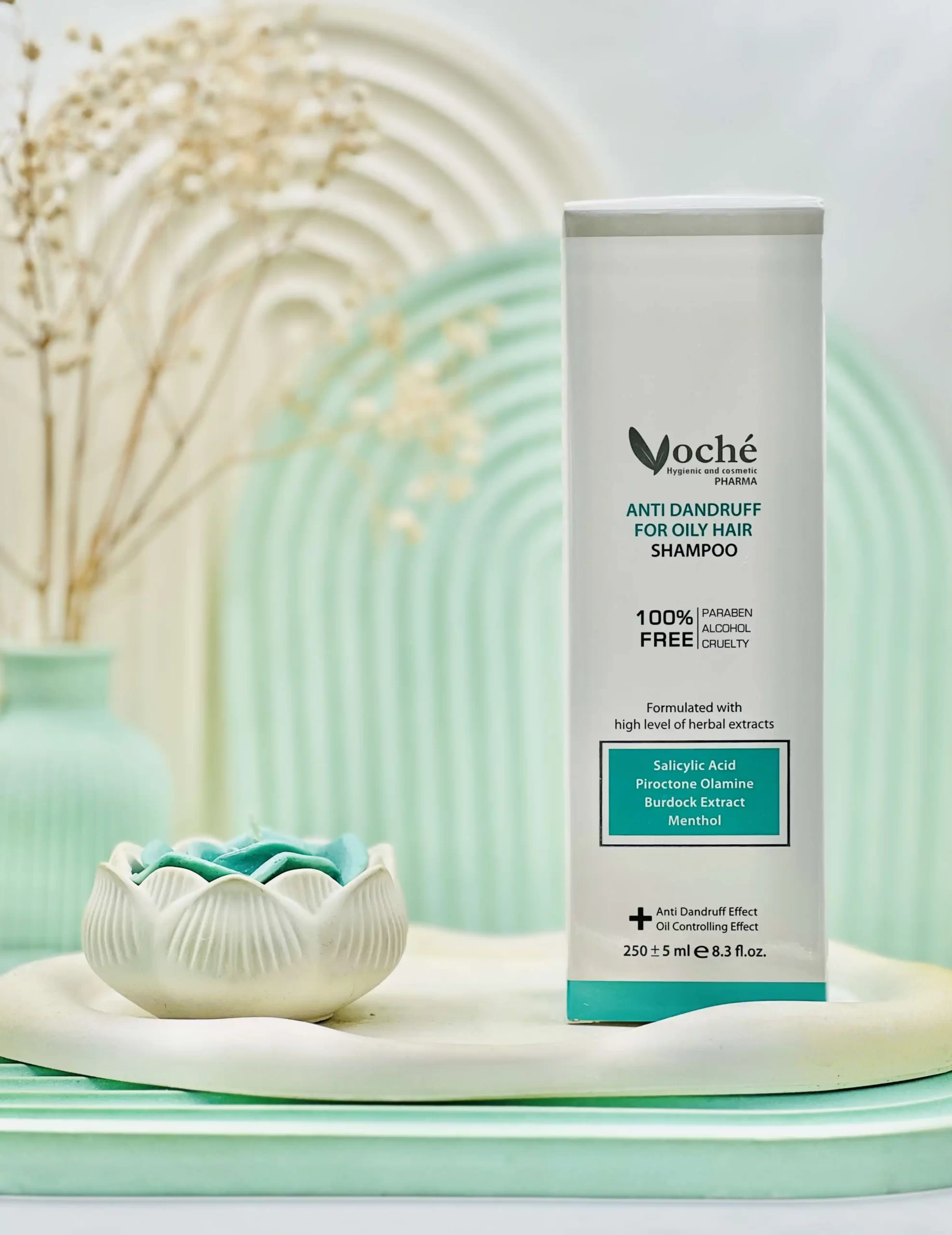voche anti dandruff for oily hair daroosazam.com شامپو ضد شوره مناسب موهای چرب وچه 250 میلی لیتر