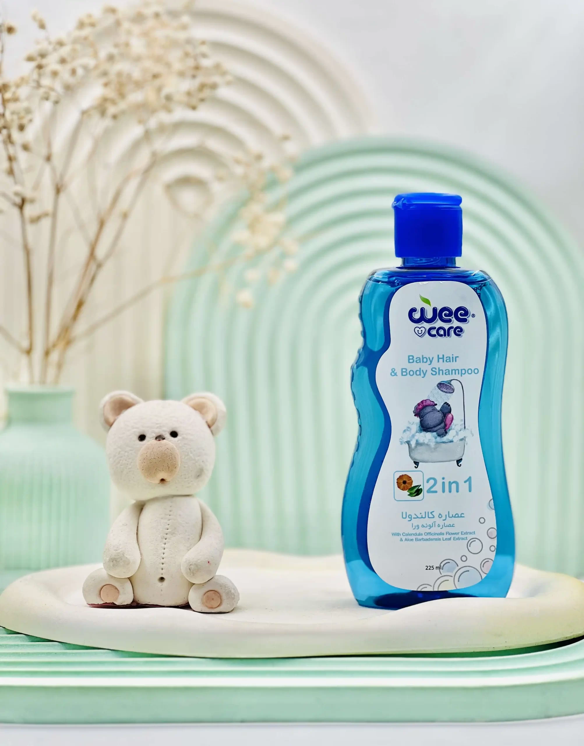 wee care baby hair shampoo 2 in 1 aloevera and calendula officinalis flower daroosazam.com شامپو سر و بدن عصاره کالندولا و آلوئه ورا وی کر