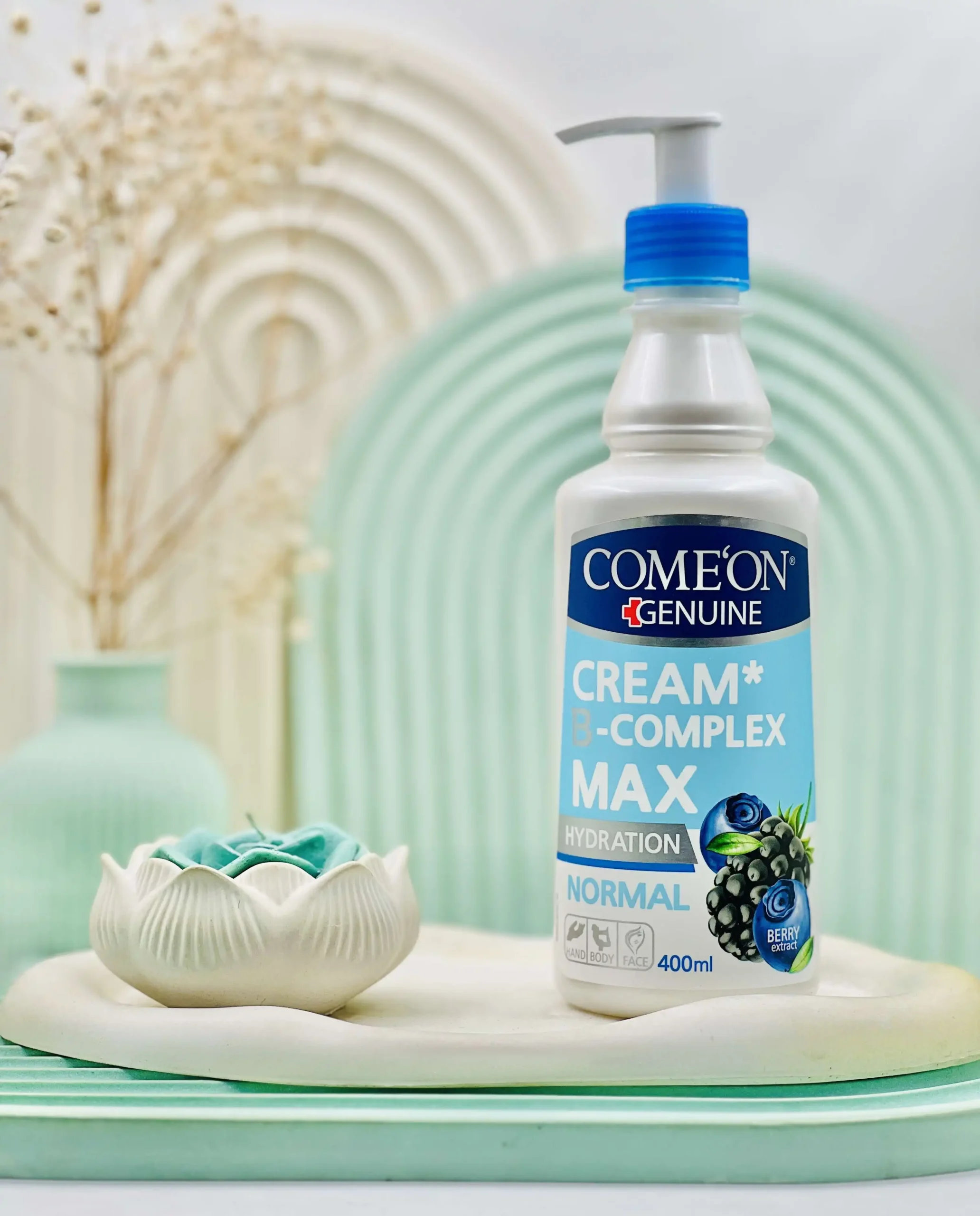 come on cream plus complex berry extract daroosazam.com کرم ب کمپلکس پشن بری کامان مناسب پوست نرمال 400 میلی لیتر
