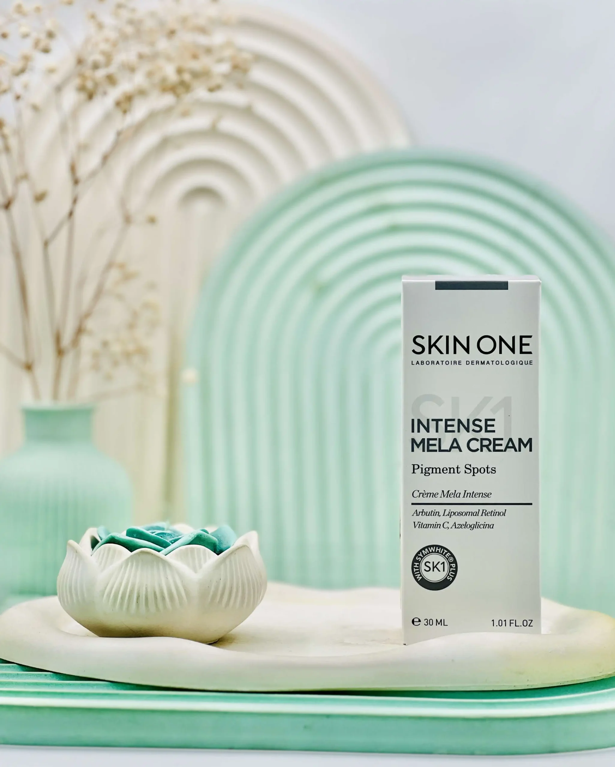 skin one intense mela cream daroosazam.com 1 ملا کرم اینتنس ضد لک صورت اسکین وان 30 میلی لیتر